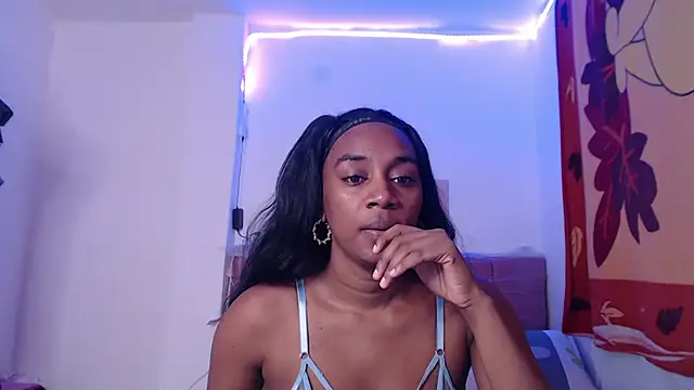 AishaOwens online show from March 9, 2026, 8:46 pm