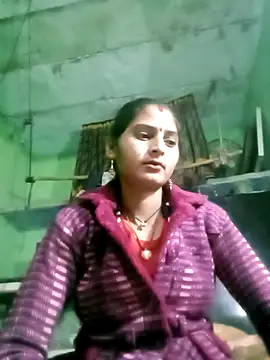 Snapshot of Nelug chatting on December 1, 2025, 5:29 pm Nelug online show from December 1, 2025, 5:29 pm