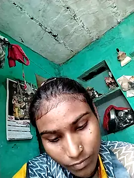 Big Lovexx online show from April 30, 2026, 8:42 am