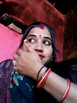 Hot kamla online show from February 16, 2026, 7:04 am