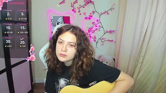 Snapshot of Anora_Miller chatting on November 26, 2025, 9:10 am Anora Miller online show from November 26, 2025, 9:10 am