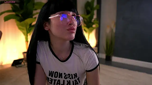 WendyyLuv online show from June 21, 2026, 8:22 pm