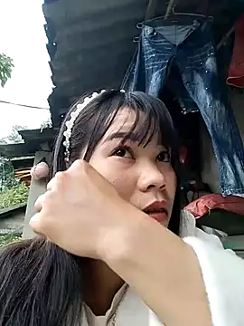 gugu0022 online show from February 20, 2026, 7:43 am