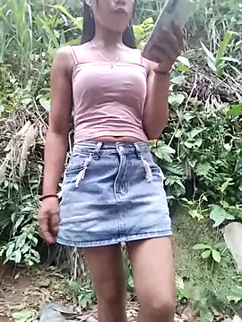 Snapshot of gugu0022 chatting on June 20, 2026, 11:35 am gugu0022 online show from June 20, 2026, 11:35 am