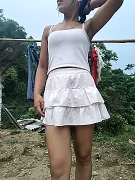 Snapshot of gugu0022 chatting on July 15, 2026, 10:42 am gugu0022 online show from July 15, 2026, 10:42 am