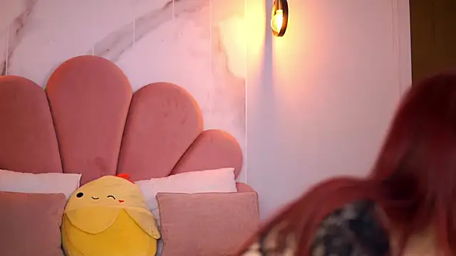 Snapshot of Scarlett_Veyra chatting on December 23, 2025, 7:06 am Scarlett Veyra online show from December 23, 2025, 7:06 am