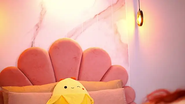 Snapshot of Scarlett_Veyra chatting on January 9, 2026, 5:43 am Scarlett Veyra online show from January 9, 2026, 5:43 am