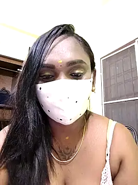 Dharshini98 online show from February 5, 2026, 7:40 pm