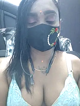 Snapshot of Dharshini98 chatting on March 23, 2026, 6:45 pm Dharshini98 online show from March 23, 2026, 6:45 pm