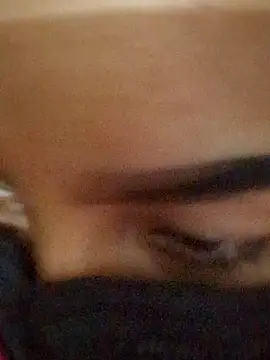 Snapshot of Sorkarmankhin chatting on November 29, 2025, 6:33 pm Sorkarmankhin online show from November 29, 2025, 6:33 pm