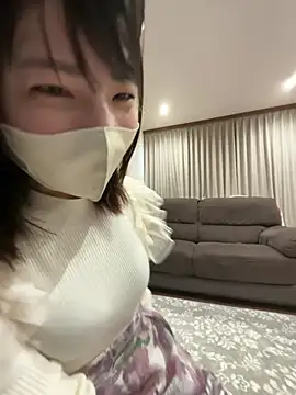 mayumichan13 online show from April 28, 2026, 8:47 pm