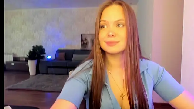 Snapshot of Kira_love_81 chatting on May 15, 2026, 12:12 pm Kira love 81 online show from May 15, 2026, 12:12 pm