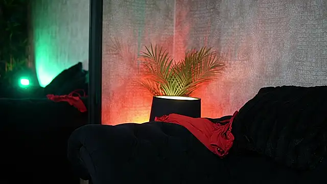 BikiJo online show from November 16, 2025, 6:46 pm