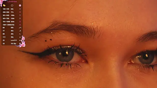 Snapshot of cheeky_cherry_ chatting on December 3, 2025, 3:10 pm cheeky cherry online show from December 3, 2025, 3:10 pm