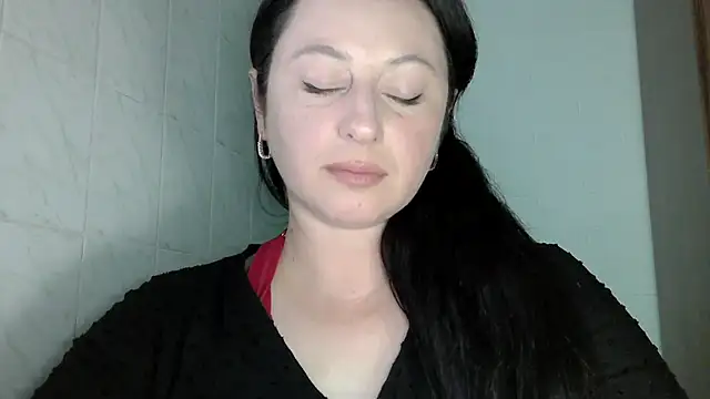 Snapshot of MelinaAx chatting on June 6, 2026, 7:51 pm MelinaAx online show from June 6, 2026, 7:51 pm