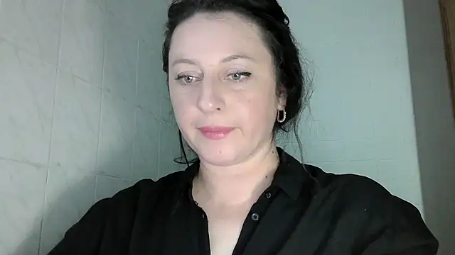 Snapshot of MelinaAx chatting on June 7, 2026, 7:50 pm MelinaAx online show from June 7, 2026, 7:50 pm