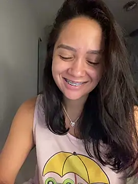 carolsapequinha online show from February 7, 2026, 12:20 pm