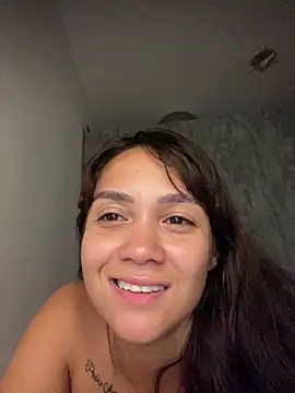 Snapshot of carolsapequinha chatting on May 16, 2026, 12:48 pm carolsapequinha online show from May 16, 2026, 12:48 pm