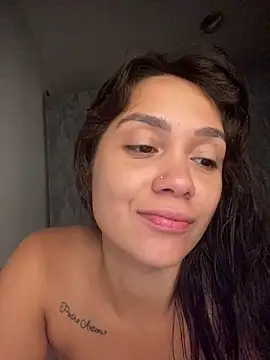 Snapshot of carolsapequinha chatting on May 21, 2026, 11:06 am carolsapequinha online show from May 21, 2026, 11:06 am