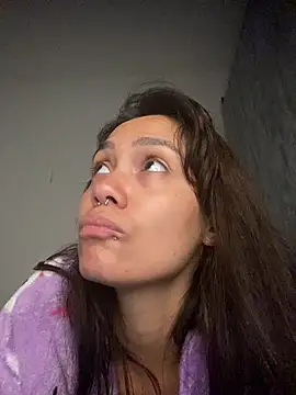 carolsapequinha online show from June 26, 2026, 5:39 pm