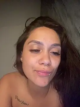 carolsapequinha online show from July 15, 2026, 4:40 am