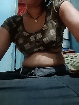 Snapshot of beutiful_hot chatting on June 12, 2026, 5:12 pm beutiful hot online show from June 12, 2026, 5:12 pm