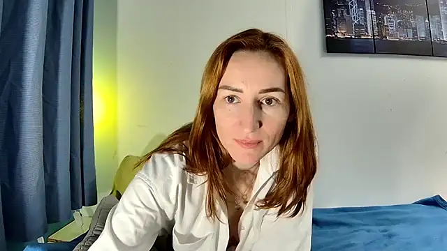 Leila cam18 online show from December 18, 2025, 5:30 pm