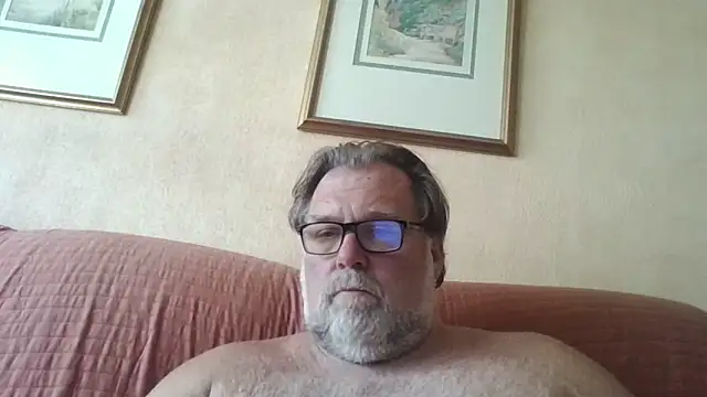 Snapshot of Joshc405 chatting on June 22, 2026, 4:37 pm Joshc405 online show from June 22, 2026, 4:37 pm