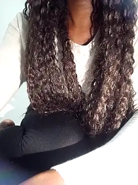 Snapshot of mirna96 chatting on November 17, 2025, 7:30 pm mirna96 online show from November 17, 2025, 7:30 pm