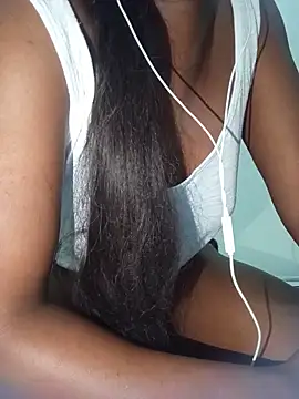 Snapshot of mirna96 chatting on June 9, 2026, 5:46 pm mirna96 online show from June 9, 2026, 5:46 pm