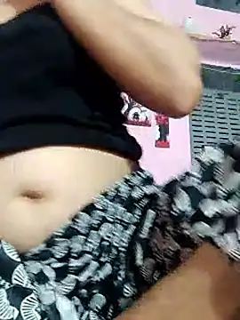 Snapshot of isha_sharma2002 chatting on June 2, 2026, 5:48 pm isha sharma2002 online show from June 2, 2026, 5:48 pm