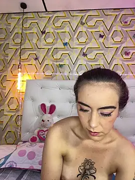 MelanyyJhonson15 online show from March 23, 2026, 2:37 am