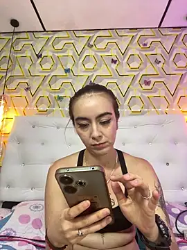 Snapshot of MelanyyJhonson15 chatting on May 31, 2026, 10:00 pm MelanyyJhonson15 online show from May 31, 2026, 10:00 pm