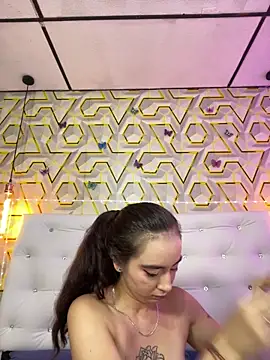 Snapshot of MelanyyJhonson15 chatting on June 5, 2026, 8:25 pm MelanyyJhonson15 online show from June 5, 2026, 8:25 pm
