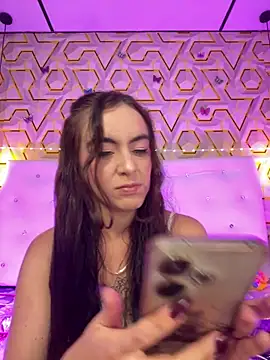 Snapshot of MelanyyJhonson15 chatting on June 14, 2026, 8:44 pm MelanyyJhonson15 online show from June 14, 2026, 8:44 pm