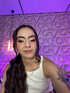 Snapshot of MelanyyJhonson15 chatting on July 1, 2026, 8:30 pm MelanyyJhonson15 online show from July 1, 2026, 8:30 pm