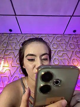 Snapshot of MelanyyJhonson15 chatting on July 17, 2026, 8:24 pm MelanyyJhonson15 online show from July 17, 2026, 8:24 pm