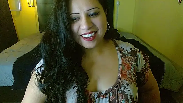 Snapshot of Catalinajane1 chatting on July 4, 2026, 7:53 pm Catalinajane1 online show from July 4, 2026, 7:53 pm
