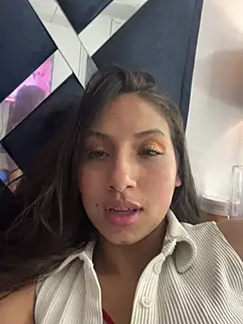 Paulett Smith online show from March 11, 2026, 11:44 pm