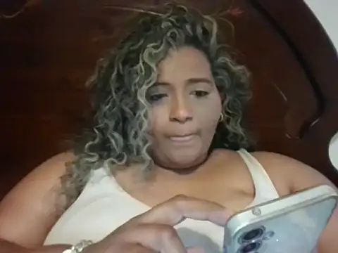 nanda6 sexy online show from February 9, 2026, 3:05 pm