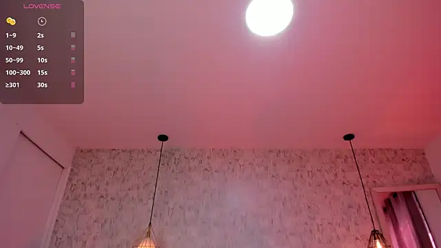 Sasha Wolff online show from July 29, 2026, 2:15 pm