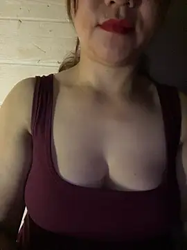 Diana-sexyy online show from May 31, 2026, 9:27 pm