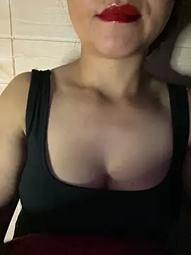 Diana-sexyy online show from June 29, 2026, 2:28 pm