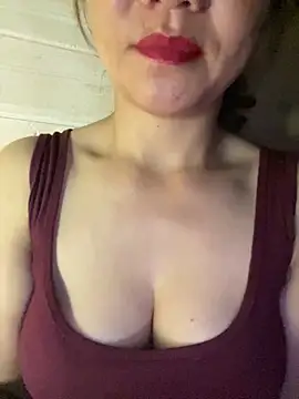 Diana-sexyy online show from June 30, 2026, 10:33 pm
