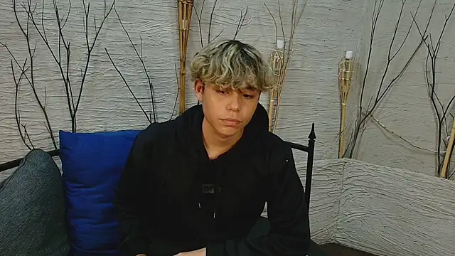 nathan bell online show from November 17, 2025, 3:34 am