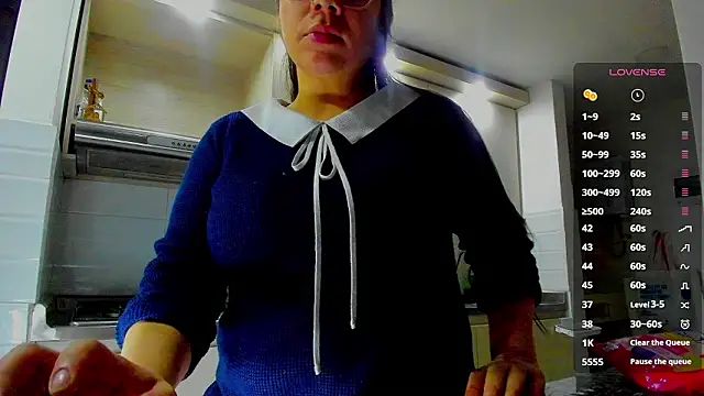 ava muse  online show from February 7, 2026, 1:53 am