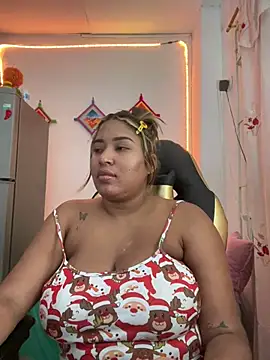 Snapshot of morena-2025 chatting on July 9, 2026, 3:10 am morena-2025 online show from July 9, 2026, 3:10 am