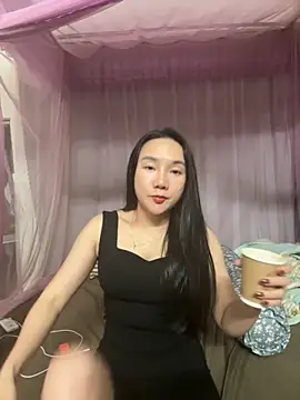 Snapshot of dusi-cute chatting on November 23, 2025, 8:47 am dusi-cute online show from November 23, 2025, 8:47 am