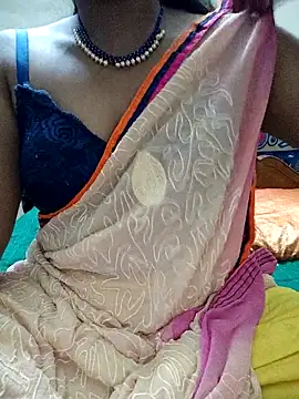 Snapshot of mahalaxmi_teluguammai chatting on December 2, 2025, 3:07 pm mahalaxmi teluguammai online show from December 2, 2025, 3:07 pm