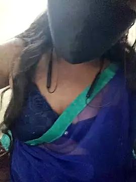 Snapshot of mahalaxmi_teluguammai chatting on December 4, 2025, 6:01 am mahalaxmi teluguammai online show from December 4, 2025, 6:01 am